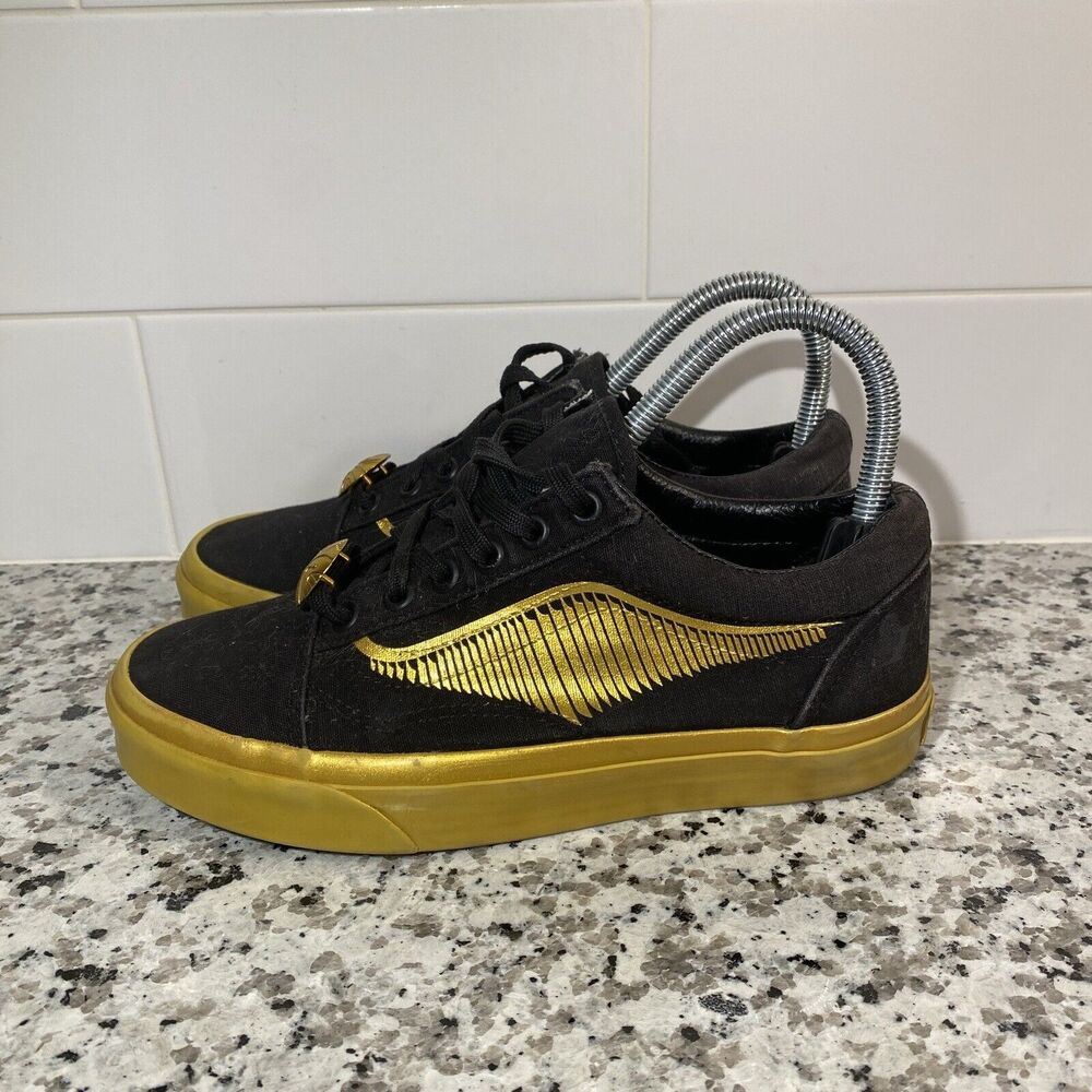 Harry Potter Vans x Golden Snitch Old Skool Sneaker Women's 7 / Men's 5.5